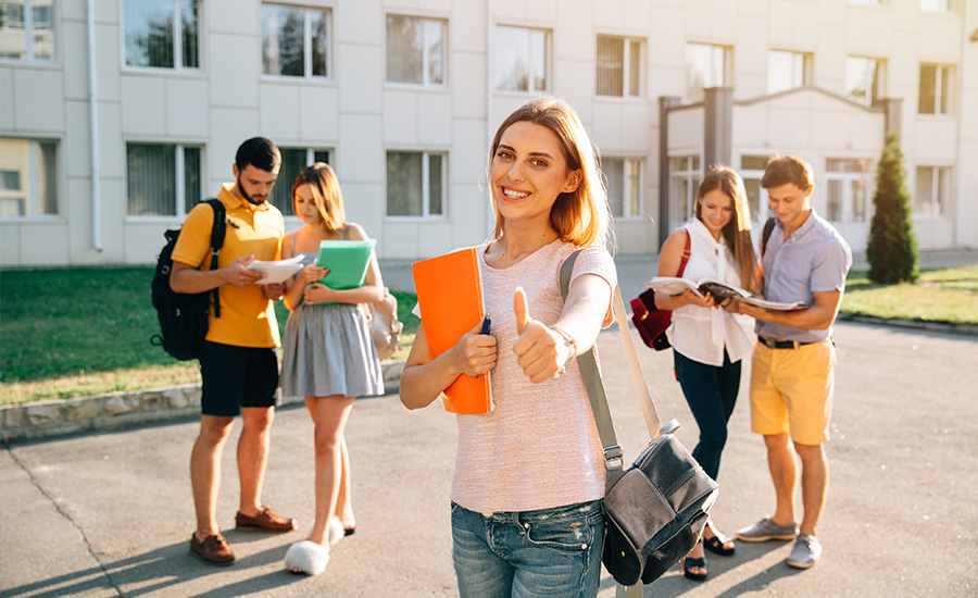 The choice and importance of extracurricular activities in college